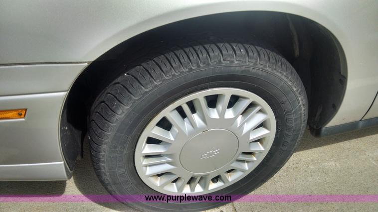 image for item I4522 2001 Chevrolet Malibu