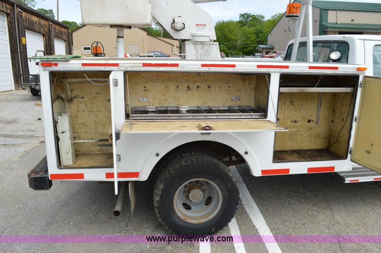 image for item I4524 1988 Ford F450 Super Duty bucket truck
