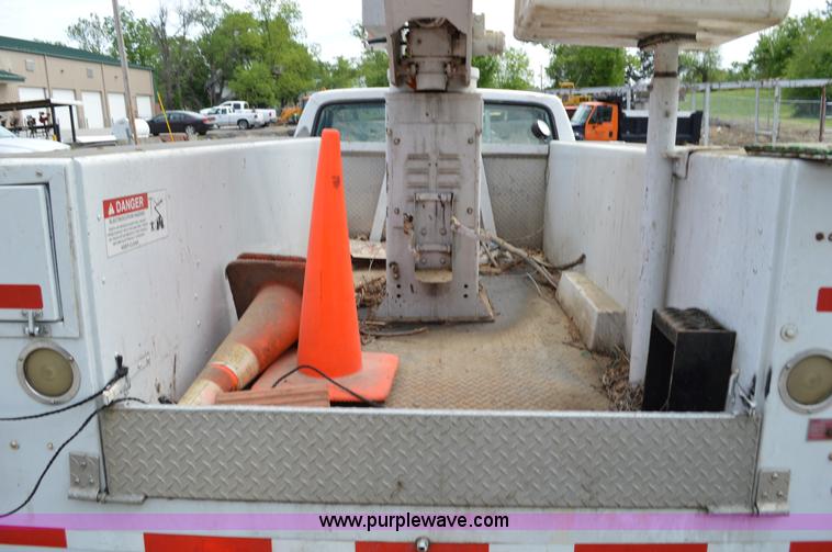 image for item I4524 1988 Ford F450 Super Duty bucket truck