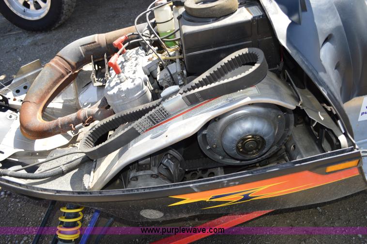 image for item I4530 2003 Polaris Indy 500 snowmobile