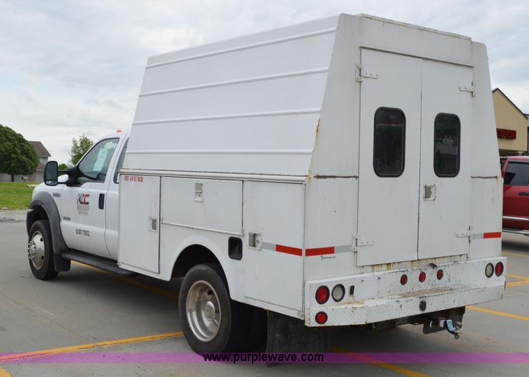 image for item I4532 2005 Ford F450 Super Duty SuperCab utility truck