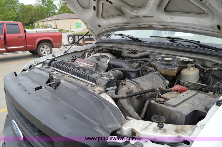 image for item I4532 2005 Ford F450 Super Duty SuperCab utility truck