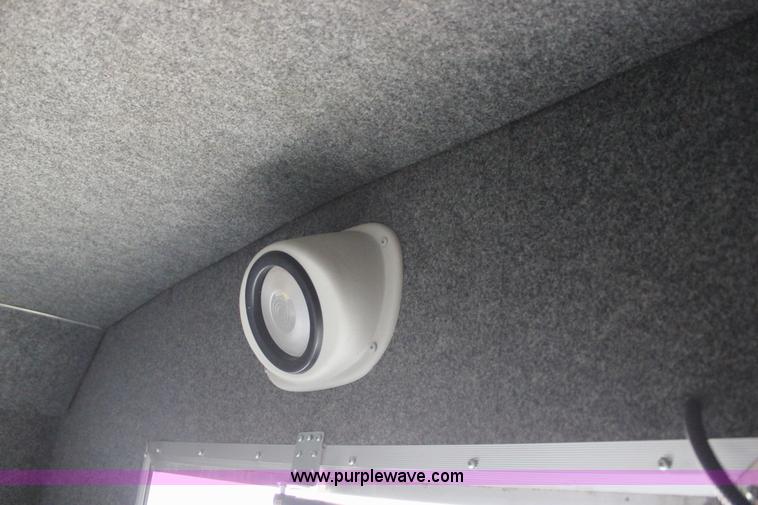 image for item J2314 2007 Ford E450 bus