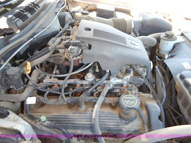 image for item J3954 2004 Ford Crown Victoria Police Interceptor