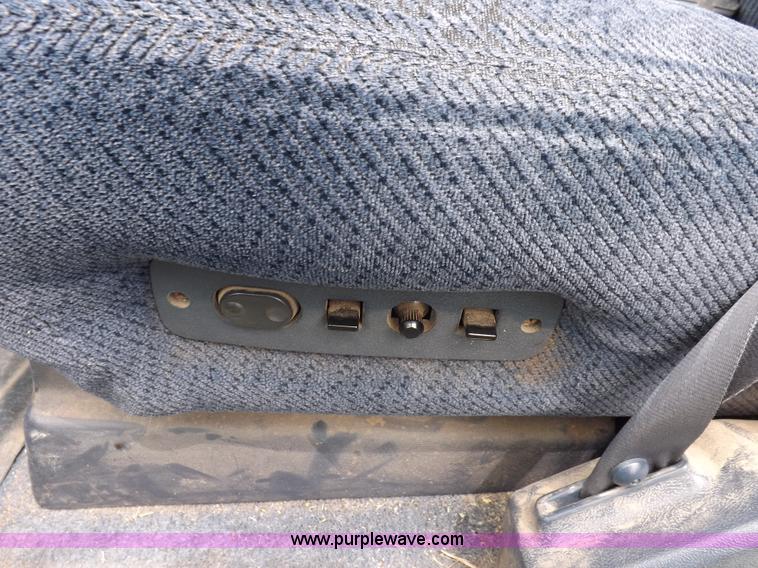 image for item K3920 1999 Chevrolet Tahoe LS SUV