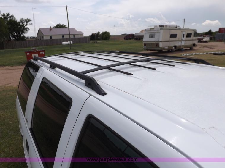 image for item K3920 1999 Chevrolet Tahoe LS SUV