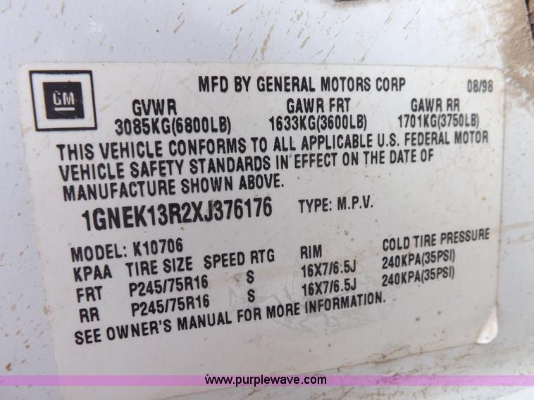 image for item K3920 1999 Chevrolet Tahoe LS SUV