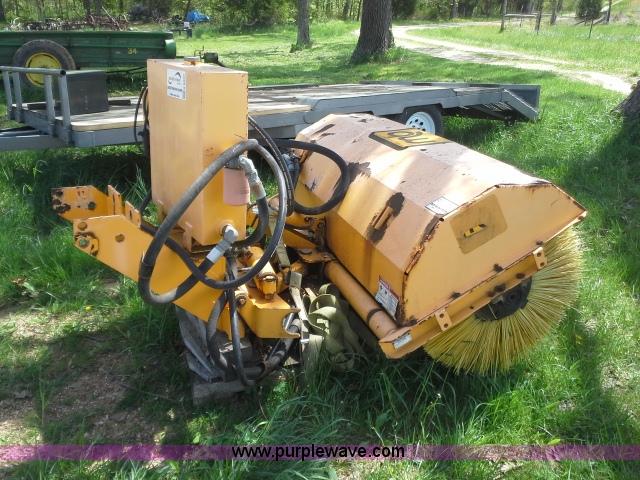 image for item K5060 MB hydraulic broom attachment