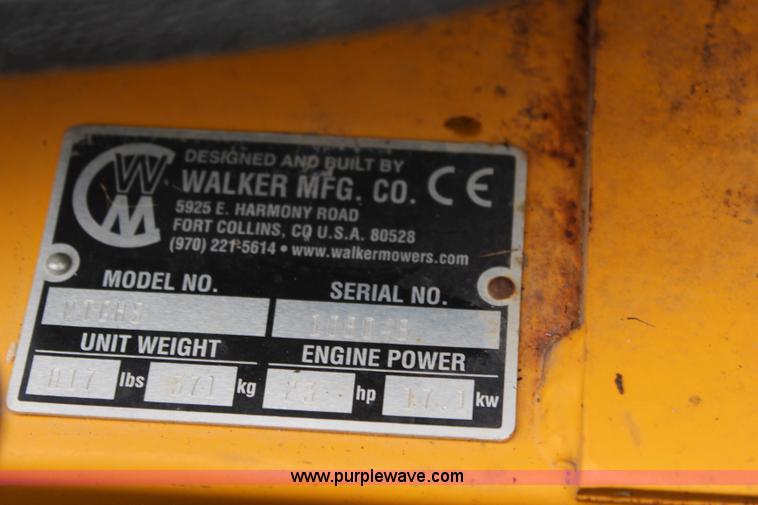 image for item K6776 2010 Walker MTGHS ZTR lawn mower