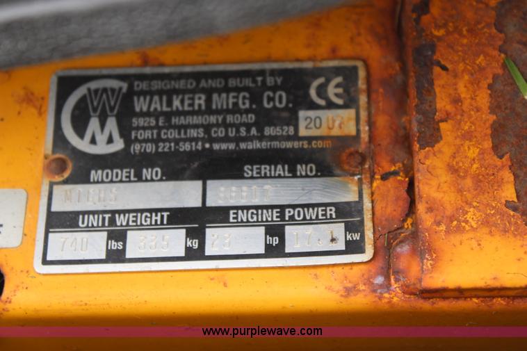 image for item K6779 2007 Walker MTGHS ZTR lawn mower