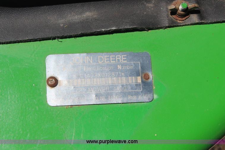 image for item K6789 John Deere 856 lawn mower