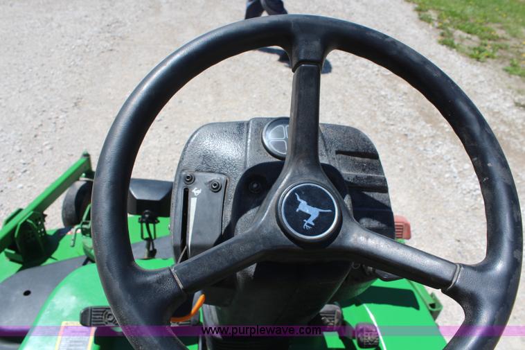 image for item K6789 John Deere 856 lawn mower