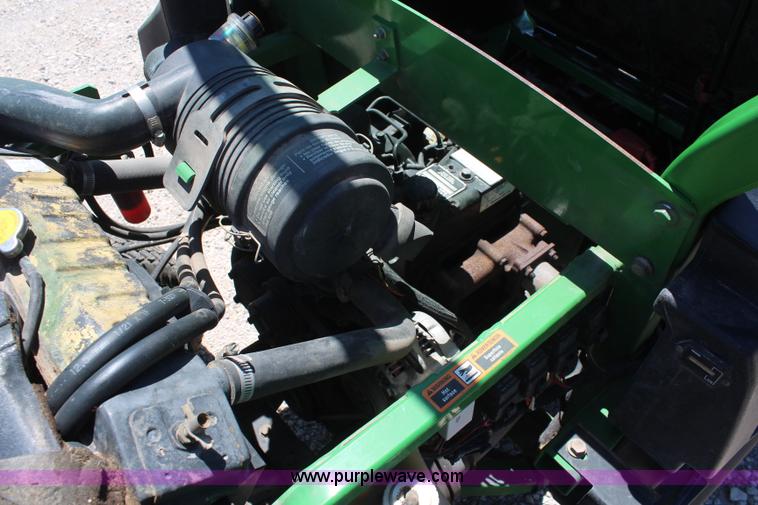 image for item K6789 John Deere 856 lawn mower