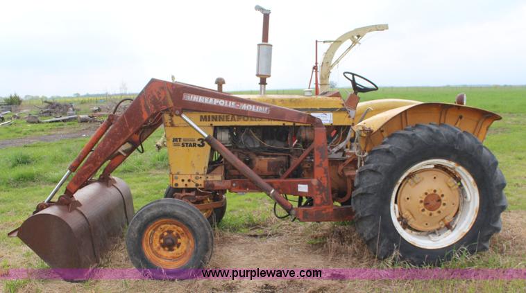 image for item K6845 1963 Minneapolis Moline Jet Star 3 tractor