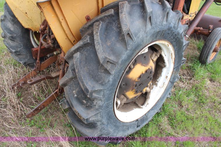 image for item K6845 1963 Minneapolis Moline Jet Star 3 tractor