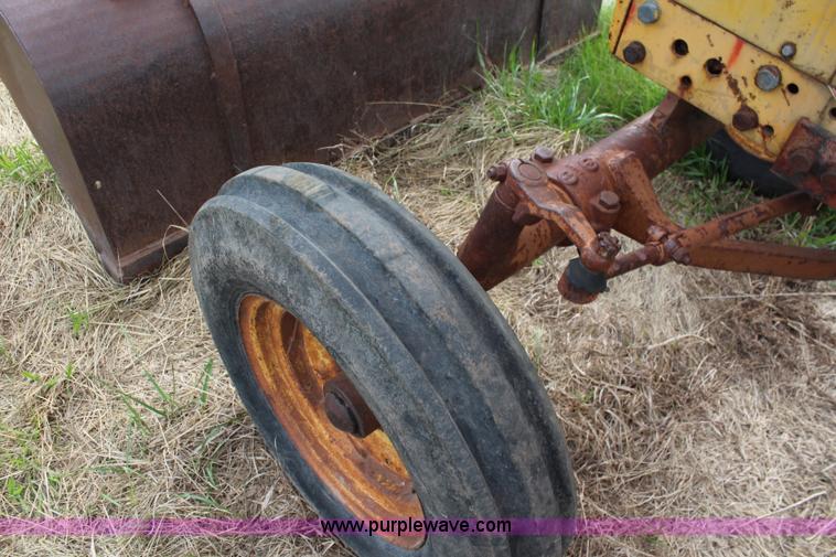 image for item K6845 1963 Minneapolis Moline Jet Star 3 tractor