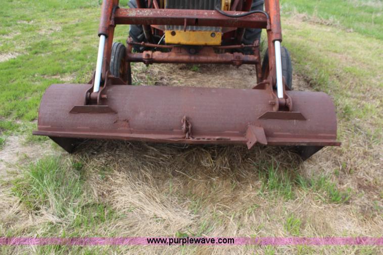 image for item K6845 1963 Minneapolis Moline Jet Star 3 tractor