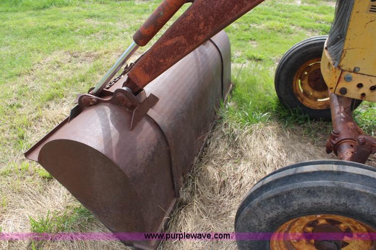 image for item K6845 1963 Minneapolis Moline Jet Star 3 tractor