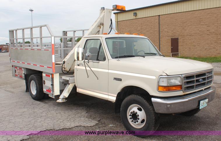 image for item K6867 1992 Ford F450 Super Duty service truck