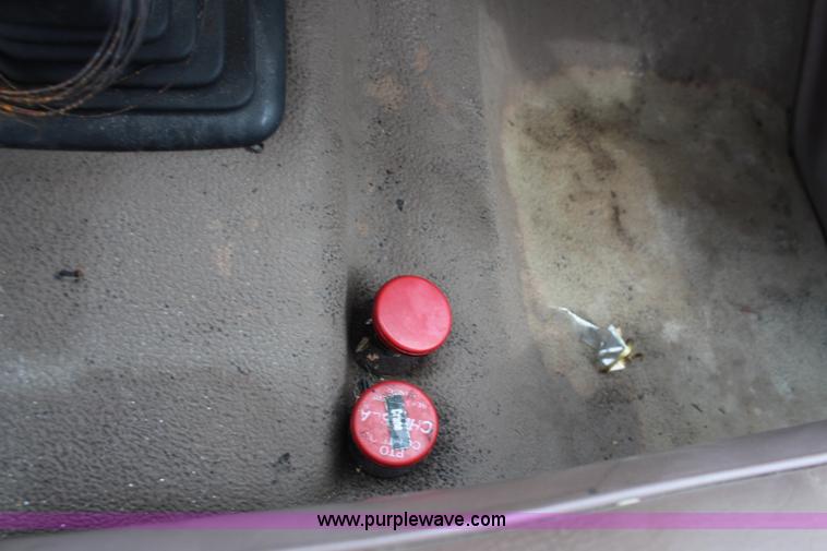 image for item K6867 1992 Ford F450 Super Duty service truck