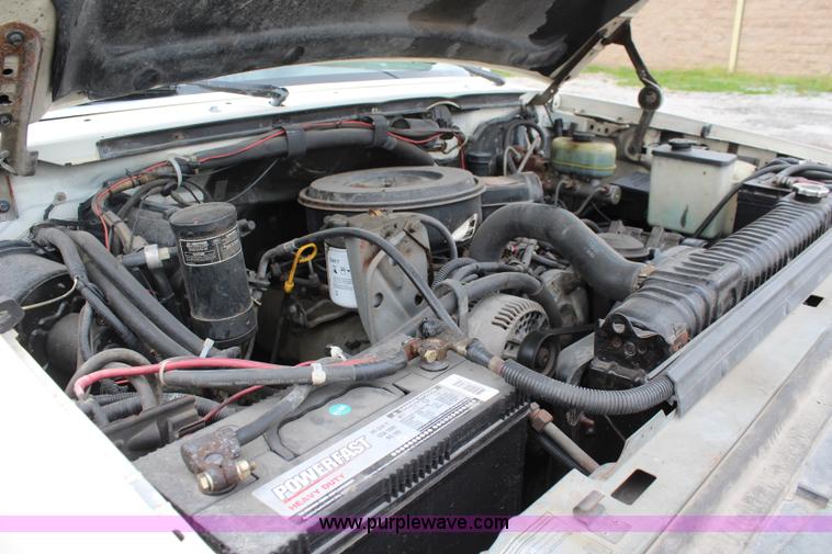 image for item K6867 1992 Ford F450 Super Duty service truck