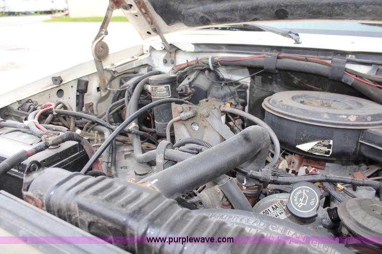 image for item K6867 1992 Ford F450 Super Duty service truck