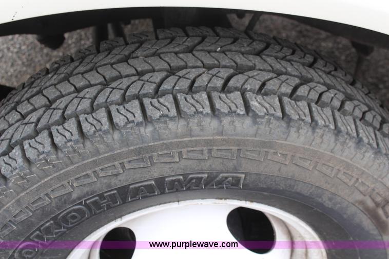 image for item K6867 1992 Ford F450 Super Duty service truck