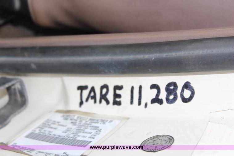 image for item K6867 1992 Ford F450 Super Duty service truck