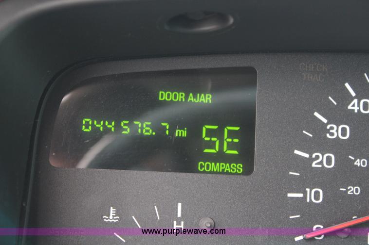 image for item K6878 1998 Lincoln Town Car Cartier