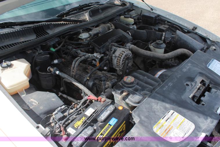 image for item K6878 1998 Lincoln Town Car Cartier