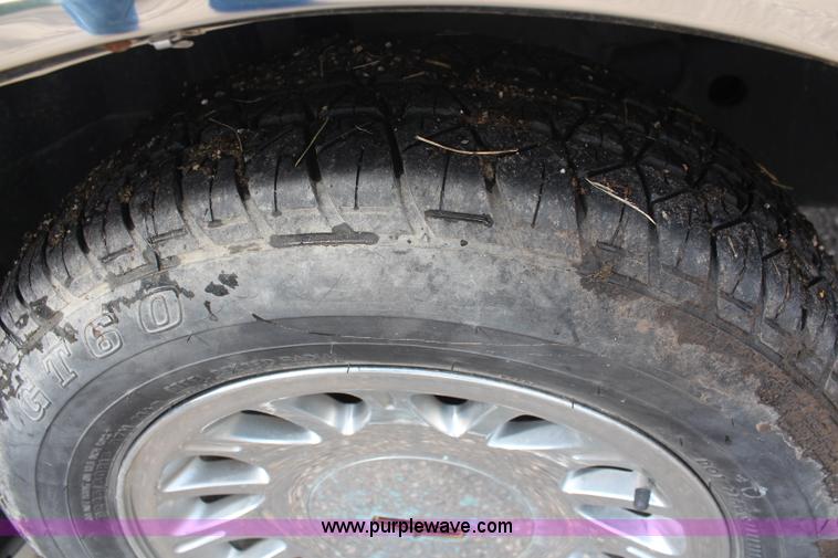 image for item K6878 1998 Lincoln Town Car Cartier