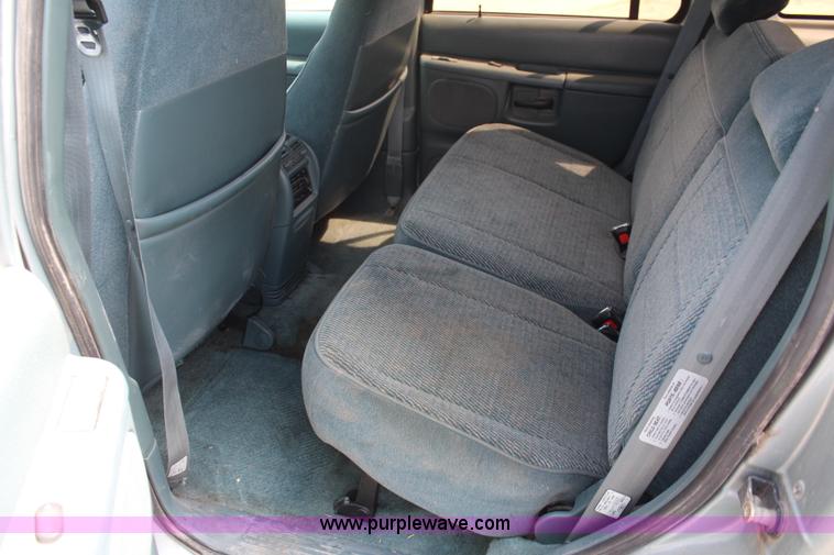 image for item K6879 1996 Ford Explorer XLT SUV