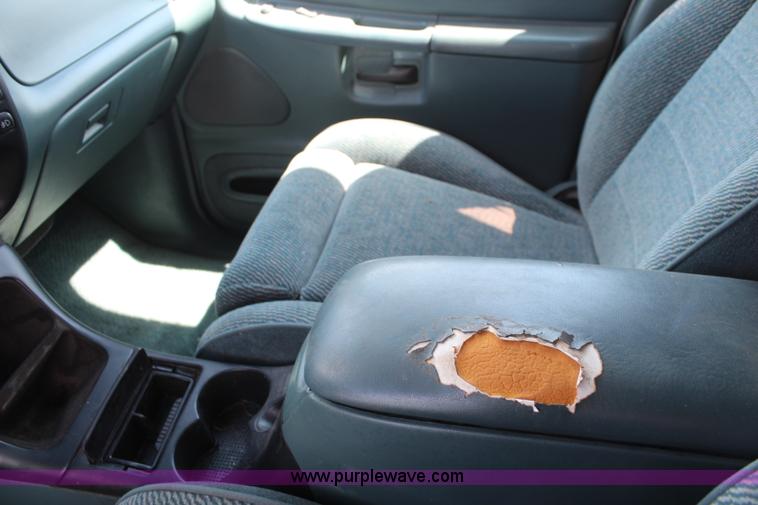 image for item K6879 1996 Ford Explorer XLT SUV
