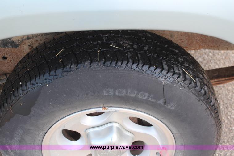 image for item K6879 1996 Ford Explorer XLT SUV