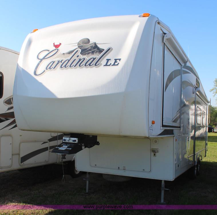 image for item K6950 2008 Forest River Cardinal LE 32'L camper