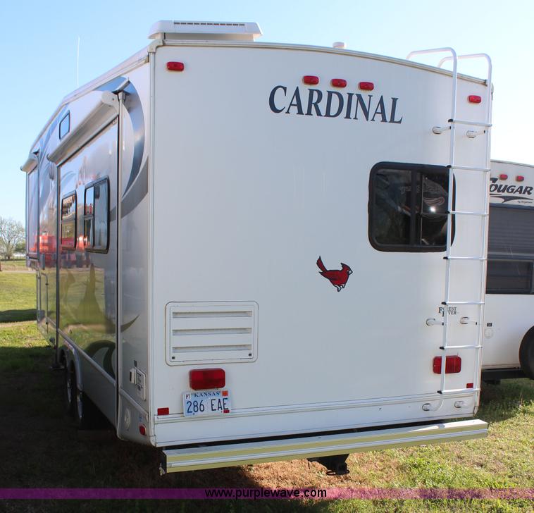 image for item K6950 2008 Forest River Cardinal LE 32'L camper
