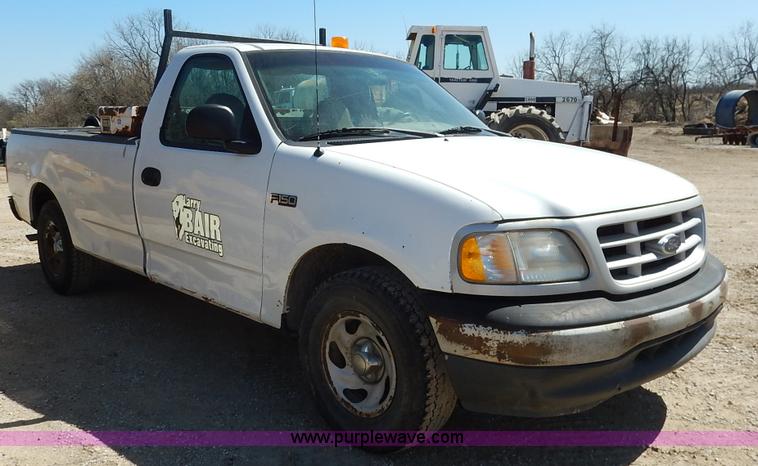 image for item K7341 1999 Ford F150 pickup truck