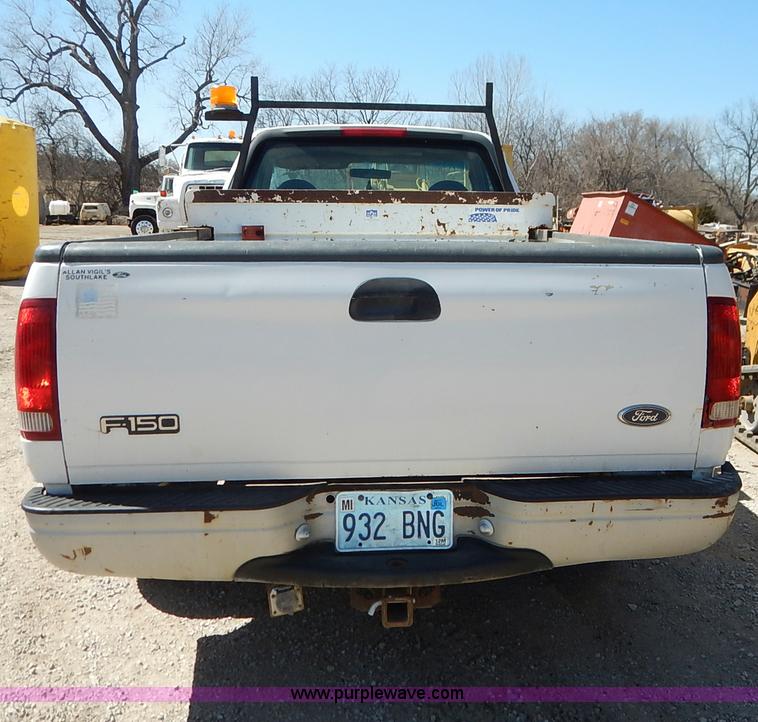 image for item K7341 1999 Ford F150 pickup truck