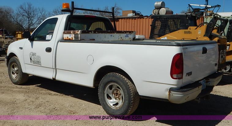 image for item K7341 1999 Ford F150 pickup truck