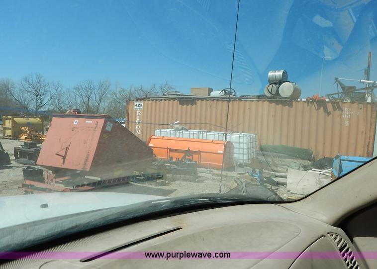 image for item K7341 1999 Ford F150 pickup truck