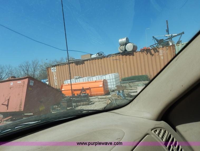 image for item K7341 1999 Ford F150 pickup truck