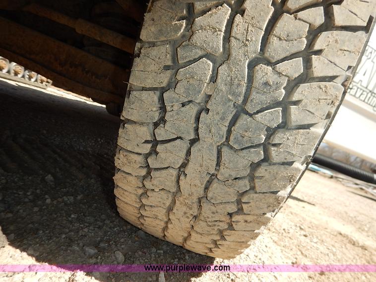 image for item K7341 1999 Ford F150 pickup truck