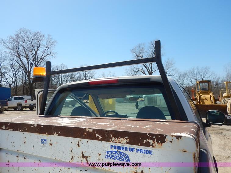 image for item K7341 1999 Ford F150 pickup truck