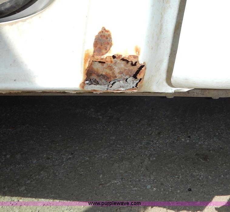 image for item K7341 1999 Ford F150 pickup truck