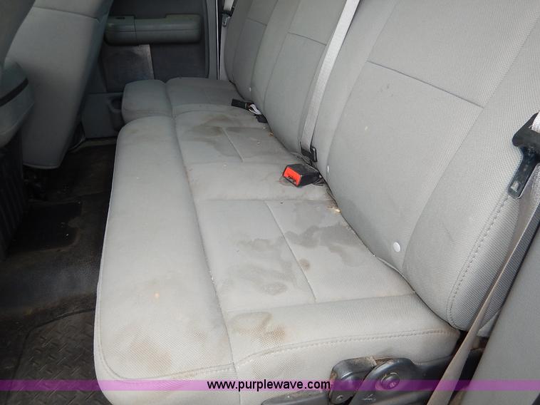 image for item K7434 2005 Ford F150 XL SuperCab pickup truck