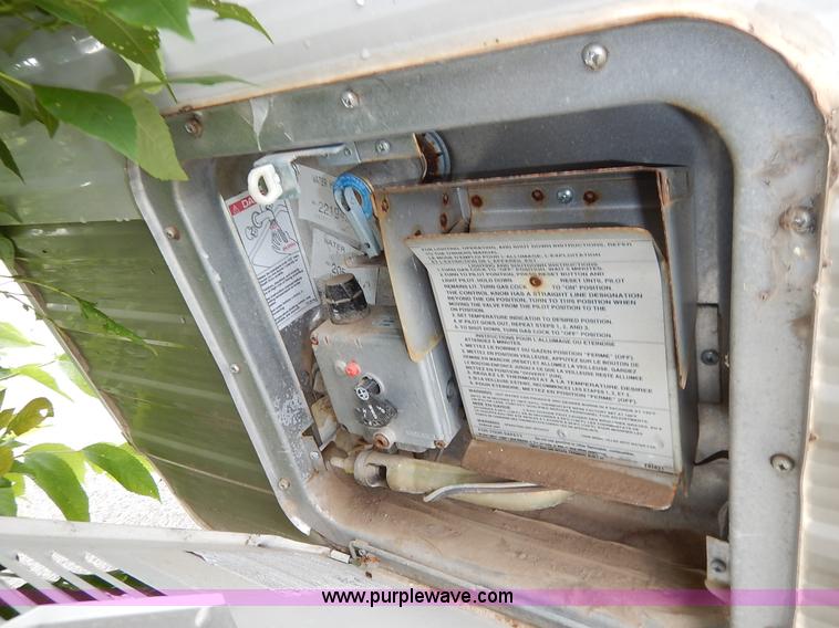 image for item K7437 2008 Gulf Stream Ameri-Lite Ultra Lite camper