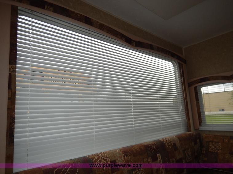 image for item K7437 2008 Gulf Stream Ameri-Lite Ultra Lite camper