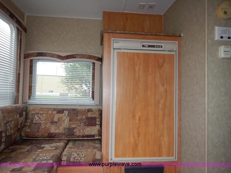 image for item K7437 2008 Gulf Stream Ameri-Lite Ultra Lite camper