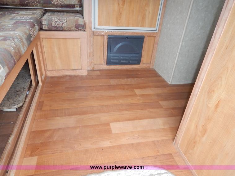 image for item K7437 2008 Gulf Stream Ameri-Lite Ultra Lite camper