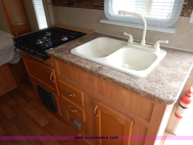 image for item K7437 2008 Gulf Stream Ameri-Lite Ultra Lite camper